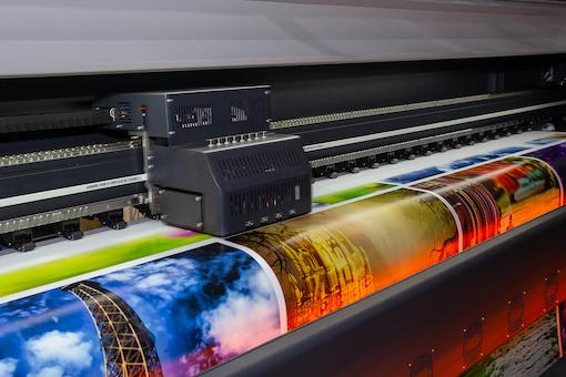 Perbandingan digital printing dan offset printing untuk kebutuhan cetak bisnis modern