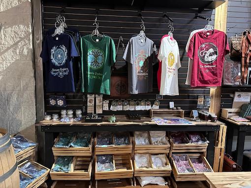 Produksi kaos custom dengan sistem print on demand